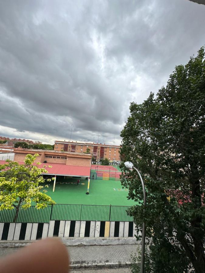 El Gengo Hostel Madrid Dış mekan fotoğraf